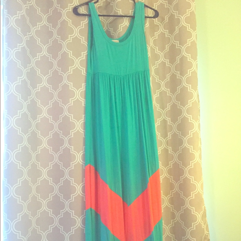 Maxi dress
